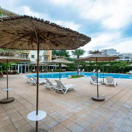 아파트 Poolside In Golden Sands *